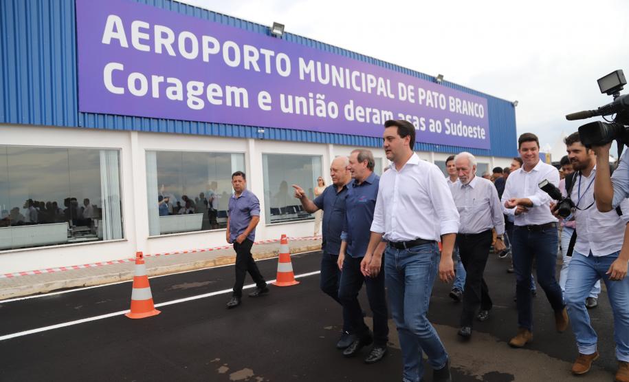 O governador Carlos Massa Ratinho Junior inaugura o Aeroporto Municipal Juvenal Loureiro Cardoso, de Pato Branco, no Sudoeste do Paraná. - Pato Branco, 10/01/2019 - Foto: José Fernando Ogura/ANPr