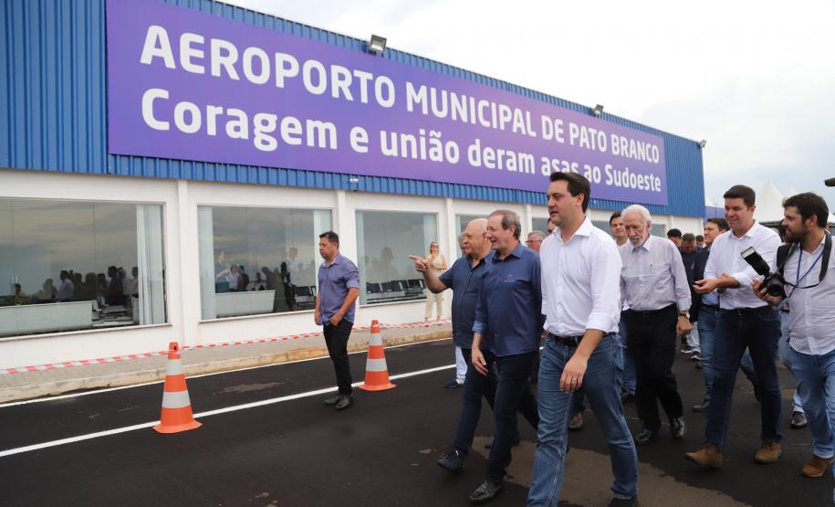 O governador Carlos Massa Ratinho Junior inaugura o Aeroporto Municipal Juvenal Loureiro Cardoso, de Pato Branco, no Sudoeste do Paraná. - Pato Branco, 10/01/2019 - Foto: José Fernando Ogura/ANPr