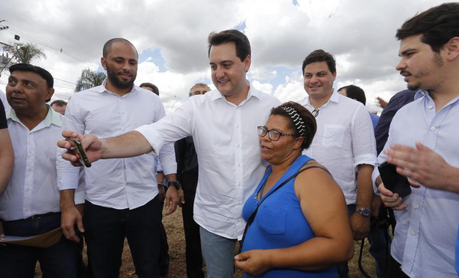 O governador Carlos Massa Ratinho Junior autoriza o início das obras de recuperação do Contorno Sul de Maringá (Noroeste). A obra será feita com recursos do Governo do Estado.  -  Maringá, 06/02/2019  -  Foto: Arnaldo Alves/ANPr