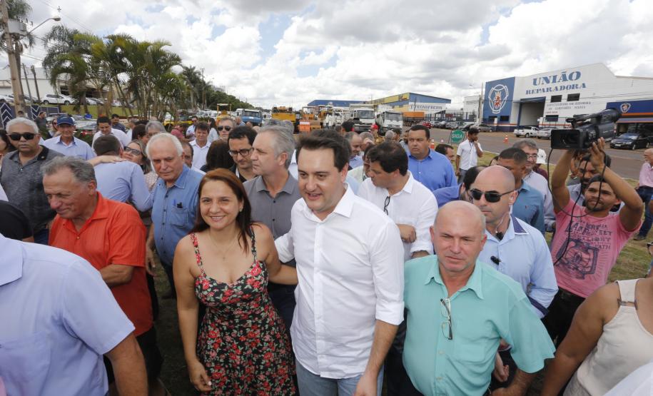 O governador Carlos Massa Ratinho Junior autoriza o início das obras de recuperação do Contorno Sul de Maringá (Noroeste). A obra será feita com recursos do Governo do Estado.  -  Maringá, 06/02/2019  -  Foto: Arnaldo Alves/ANPr