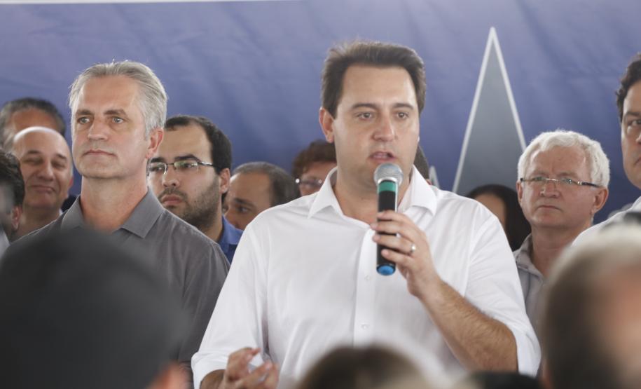 O governador Carlos Massa Ratinho Junior autoriza o início das obras de recuperação do Contorno Sul de Maringá (Noroeste). A obra será feita com recursos do Governo do Estado.  -  Maringá, 06/02/2019  -  Foto: Arnaldo Alves/ANPr