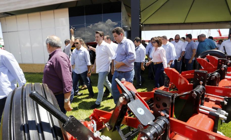 Governador Carlos Massa Ratinho Júnior visita estandes do Show Rural  -  Cascavel, 07/02/2019  -  Foto: Arnaldo Alves/ANPr