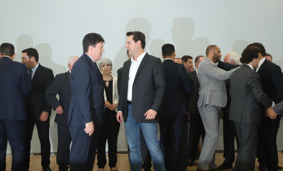 Governador Carlos Massa Ratinho Júnior dá posse ao secretário de Estado da Infrestrurura e Logística, Sandro Alex, e ao diretor do Departamento de Estradas e Rodagem (DER), João Alfredo zampieri - Curitiba, 13/02/2019 - Foto: Rodrigo Félix Leal/ANPr