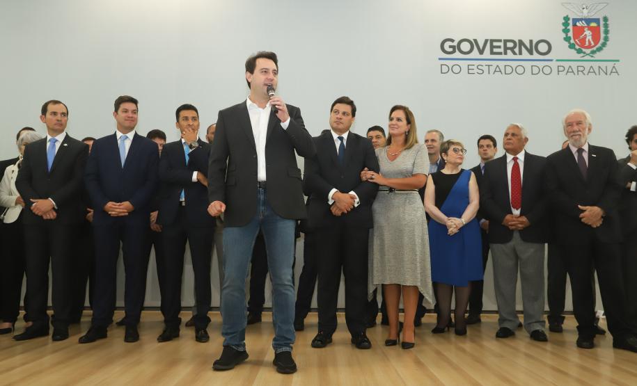 Governador Carlos Massa Ratinho Júnior dá posse ao secretário de Estado da Infrestrurura e Logística, Sandro Alex, e ao diretor do Departamento de Estradas e Rodagem (DER), João Alfredo zampieri - Curitiba, 13/02/2019 - Foto: Rodrigo Félix Leal/ANPr