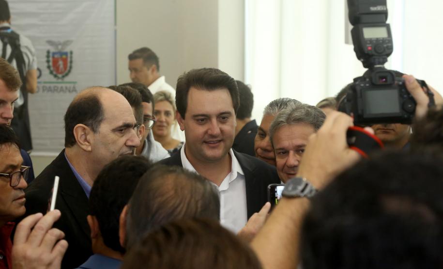 Governador Carlos Massa Ratinho Júnior dá posse ao secretário de Estado da Infrestrurura e Logística, Sandro Alex, e ao diretor do Departamento de Estradas e Rodagem (DER), João Alfredo zampieri  -  Curitiba, 13/02/2019  -  Foto: Jaelson Lucas/ANPr