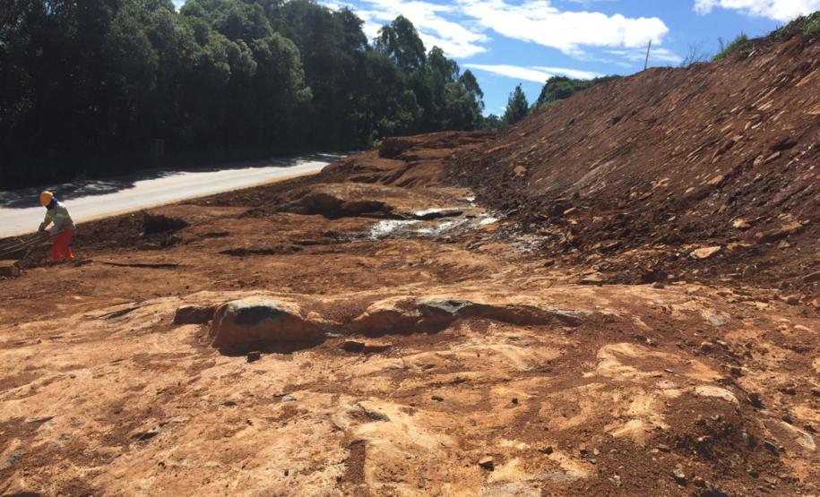 O Departamento de Estradas de Rodagem do Paraná (DER-PR) informa que a PR-441, nos Campos Gerais, será interditada nesta quinta-feira (14), a partir das 15h, para detonação de rocha com uso de explosivos.Foto: Divulgação/DER