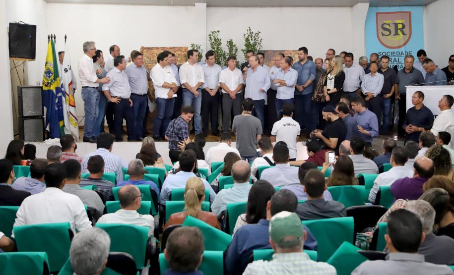 Governador Carlos Massa Ratinho Junior visita a Expo Umuarama e anuncia recursos para investimentos em infraestrutura e melhoria urbana no município. -  Umuarama, 15/03/2019  -  Foto: José Fernando Ogura/ANPr