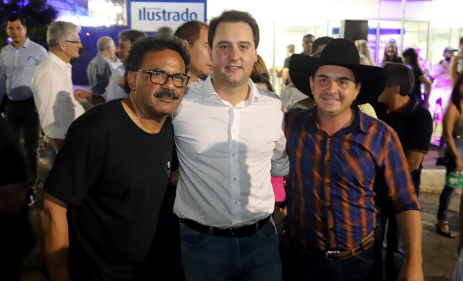 Governador Carlos Massa Ratinho Junior visita a Expo Umuarama e anuncia recursos para investimentos em infraestrutura e melhoria urbana no município. -  Umuarama, 15/03/2019  -  Foto: José Fernando Ogura/ANPr