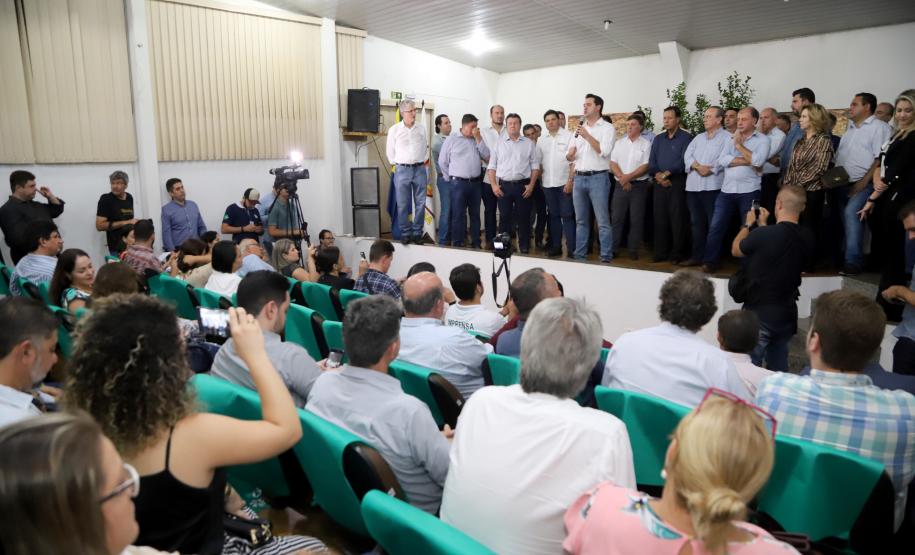 Governador Carlos Massa Ratinho Junior visita a Expo Umuarama e anuncia recursos para investimentos em infraestrutura e melhoria urbana no município. -  Umuarama, 15/03/2019  -  Foto: José Fernando Ogura/ANPr