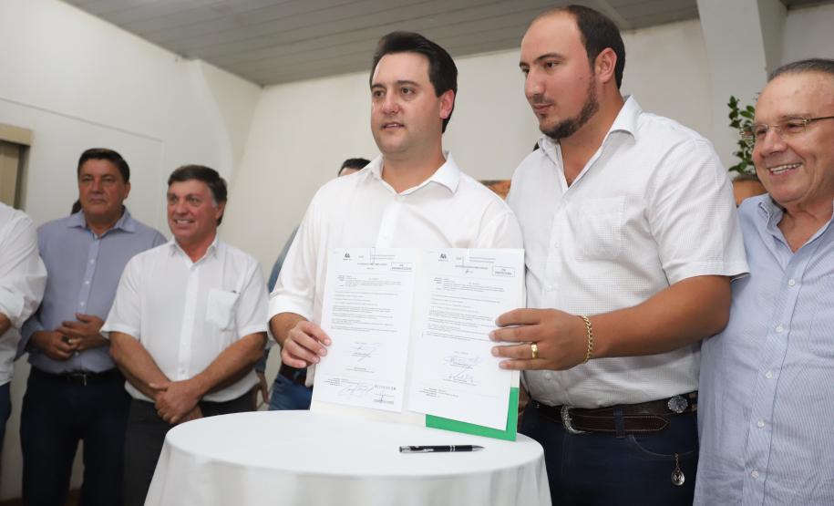 Governador Carlos Massa Ratinho Junior visita a Expo Umuarama e anuncia recursos para investimentos em infraestrutura e melhoria urbana no município. -  Umuarama, 15/03/2019  -  Foto: José Fernando Ogura/ANPr