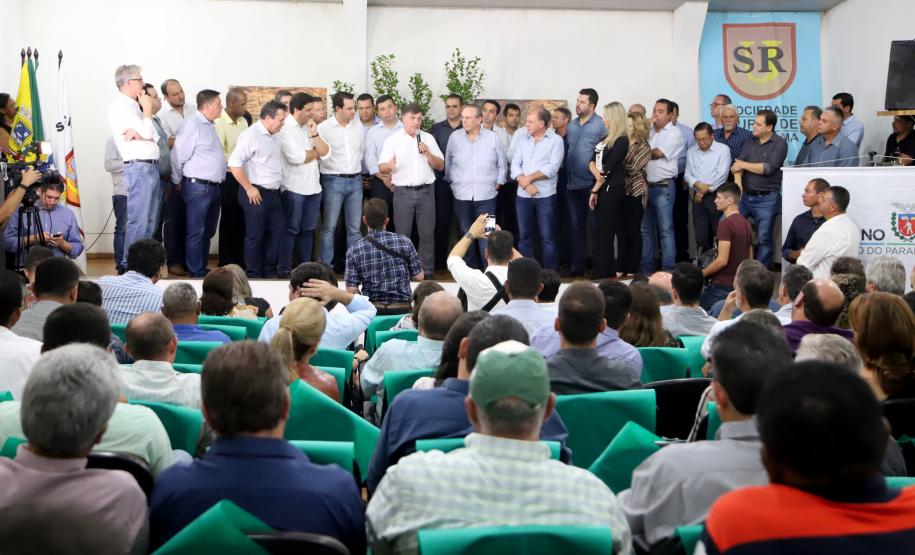 Governador Carlos Massa Ratinho Junior visita a Expo Umuarama e anuncia recursos para investimentos em infraestrutura e melhoria urbana no município. -  Umuarama, 15/03/2019  -  Foto: José Fernando Ogura/ANPr