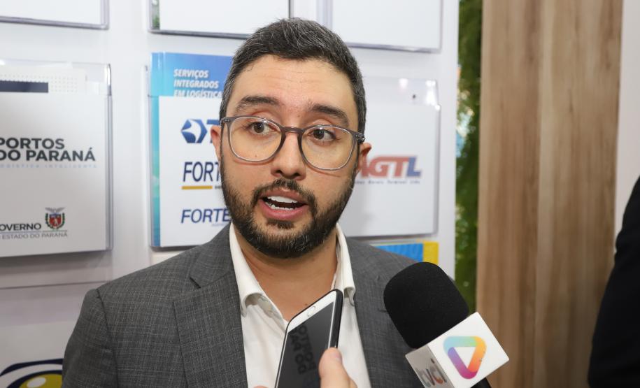 O governador Carlos Massa Ratinho Júnior esteve nesta terça-feira (19) na Intermodal South America 2019, maior feira do setor de logística e comércio exterior da América Latina, onde o Estado está presente com um estande dos Portos do Paraná.  Na foto, o diretor-presidente dos Portos do Paraná, Luiz Fernando Garcia da Silva  -  São Paulo, 19/03/2019  -  Foto: Rodrigo Félix Leal/ANPr