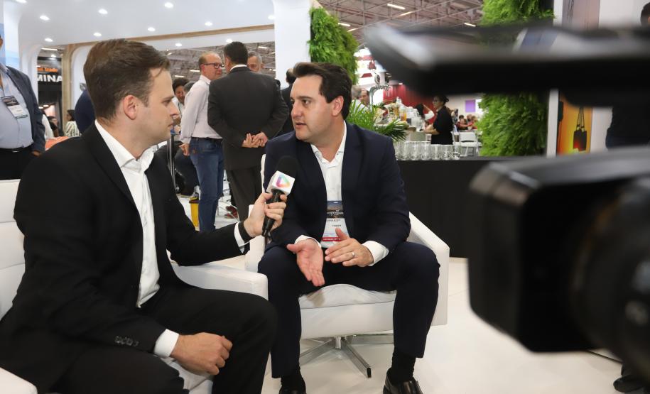 O governador Carlos Massa Ratinho Júnior esteve nesta terça-feira (19) na Intermodal South America 2019, maior feira do setor de logística e comércio exterior da América Latina, onde o Estado está presente com um estande dos Portos do Paraná.  -  São Paulo, 19/03/2019  -  Foto: Rodrigo Félix Leal/ANPr