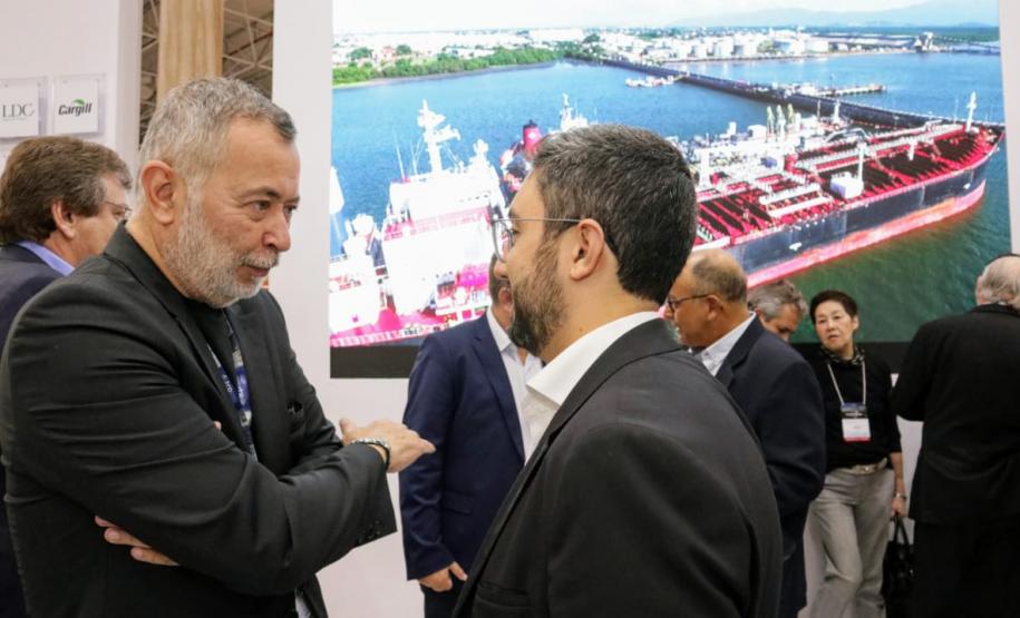 O formato paranaense garante que prestadores de serviço, fornecedores, operadores portuários e empresários, se encontrem e façam contatos importantes