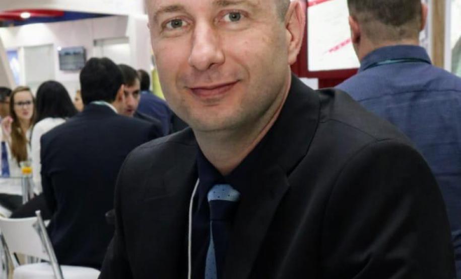 “Os Portos do Paraná estão entre os mais modernos do Brasil e queremos torná-los cada vez mais eficientes. Temos um diálogo aberto com as empresas que operam conosco, com um canal de comunicação contínuo e que permite trazer novos negócios, desenvolvimento, emprego e renda”, explica o diretor empresarial, André Piolli. Foto: Claudio Neves/APPA