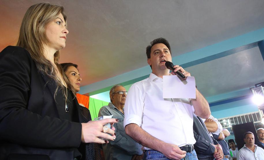 Governador Carlos Massa Ratinho Junior autoriza o início das obras de pavimentação de 9 quilômetros da estrada do Socavão, em Castro. Foto: Jaelson Lucas/ANPr