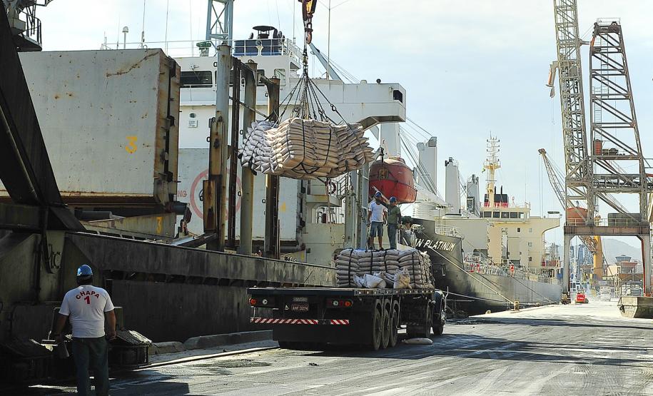 Porto de Paranaguá  -  Foto: Divulgação APPA