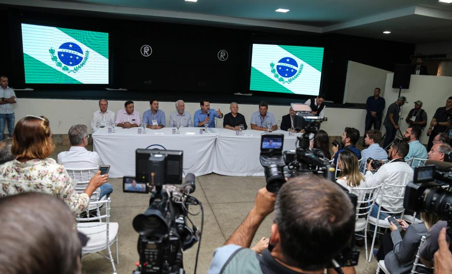 O governador Carlos Massa Ratinho Junior  participa de coletiva na Expolondrina nesta quarta-feira (10).  Londrina, 10/04/2019 -  Foto: Geraldo Bubniak/ANPr
