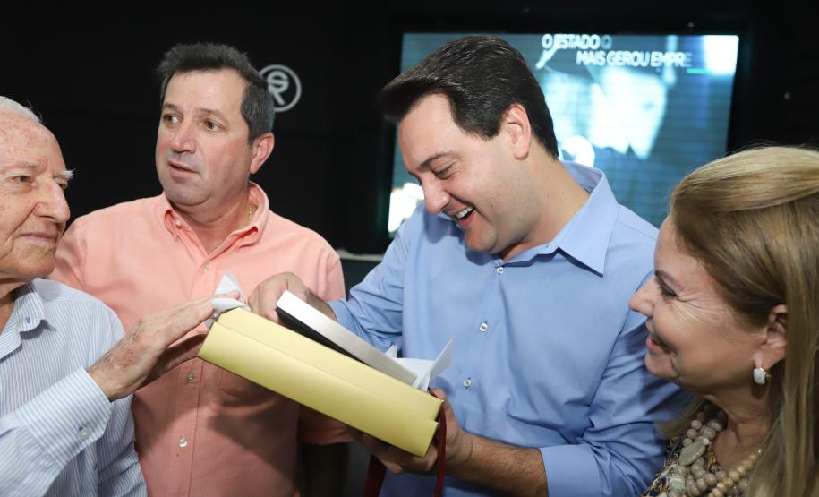 O governador Carlos Massa Ratinho Junior  participa de coletiva na Expolondrina nesta quarta-feira (10).  Londrina, 10/04/2019 -  Foto: Rodrigo Félix Leal/ANPr
