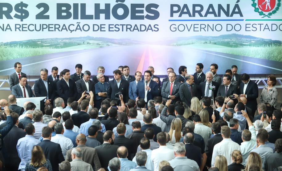 O governador Carlos Massa Ratinho Junior lançou, nesta terça-feira (07), o Programa de Revitalização das Estradas, que vai beneficiar todas as regiões do Paraná. Foto: Rodrigo Felix Leal/ANPr