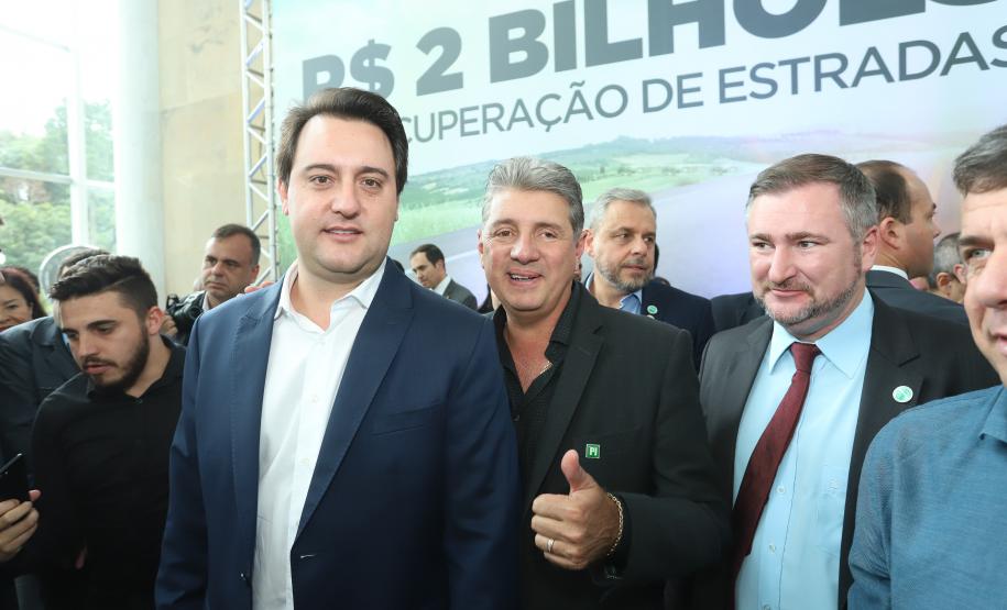 O governador Carlos Massa Ratinho Junior lançou, nesta terça-feira (07), o Programa de Revitalização das Estradas, que vai beneficiar todas as regiões do Paraná. Foto: Rodrigo Felix Leal/ANPr