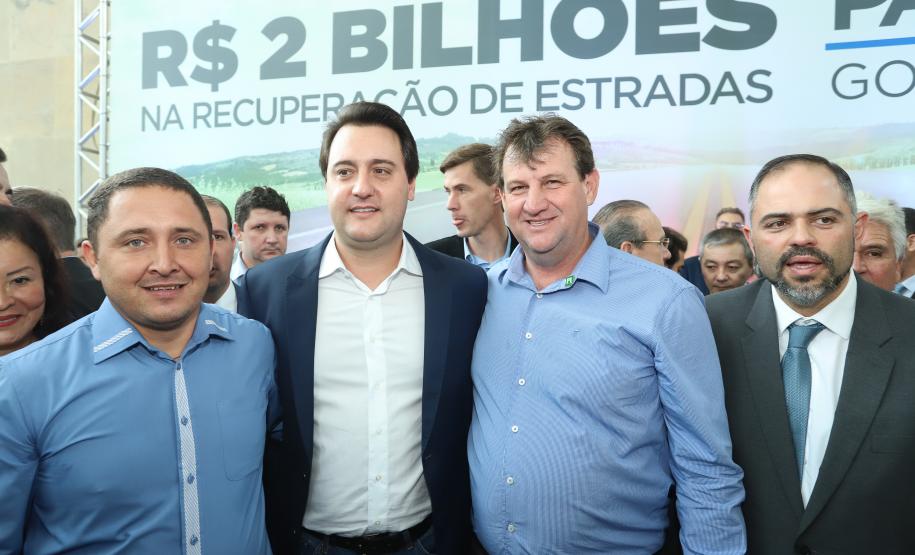 O governador Carlos Massa Ratinho Junior lançou, nesta terça-feira (07), o Programa de Revitalização das Estradas, que vai beneficiar todas as regiões do Paraná. Foto: Rodrigo Felix Leal/ANPr