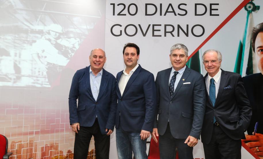 O governador Carlos Massa Ratinho Junior participa de reunião com associados do Sinduscon-PR. Curitiba, 07/05/2019 - Foto: Geraldo Bubniak/ANPr