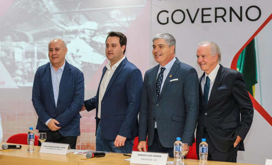 O governador Carlos Massa Ratinho Junior participa de reunião com associados do Sinduscon-PR. Curitiba, 07/05/2019 - Foto: Geraldo Bubniak/ANPr