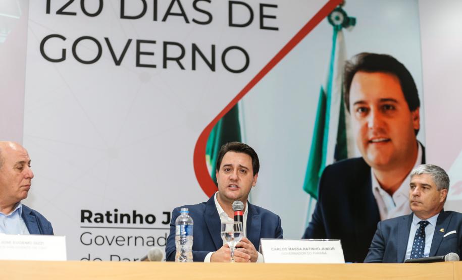 O governador Carlos Massa Ratinho Junior participa de reunião com associados do Sinduscon-PR nesta terça-feira (7) apresentando um balanço dos 120 dias de gestão do Estado. Curitiba, 07/05/2019 - Foto: Geraldo Bubniak/ANPr