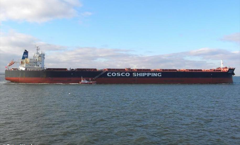 O Porto de Paranaguá vai movimentar nesta semana a maior quantidade de grãos para exportação da história. O navio chinês Lan Hua Hai chega nesta segunda-feira (27) no porto paranaense e vai receber 90 mil toneladas de farelo de soja - o equivalente a cerca de 2,5 mil carretas carregadas. A previsão é que a operação dure quatro dias. Paranaguá, 27/04/2019 - Foto: Peter Ward/Divulgação APPA