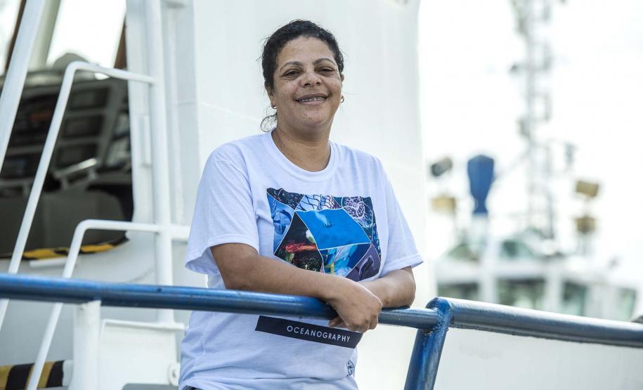 Durante todo o mês de junho, o Porto de Paranaguá vai receber o navio de ensino Ciências do Mar I, da Universidade Federal do Rio Grande do Sul. A embarcação está a serviço dos cursos de Ciências do Mar da Região Sul do Brasil e atenderá alunos do Centro de Estudos do Mar, da Universidade Federal do Paraná (UFPR), e da Universidade Estadual do Oeste do Paraná (Unioeste). Foto: Claudio Neves/APPA