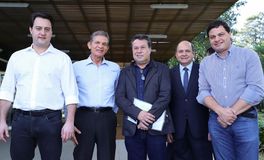 Governador carlos Massa Ratinho Junior durante encontro com o diretor - geral brasileiro da Itaipu Binacional, general Joaquin Silva e Luna - Foz do Iguaçu, 12/06/2019 - Foto: Rodrigo Félix Leal/ANPr