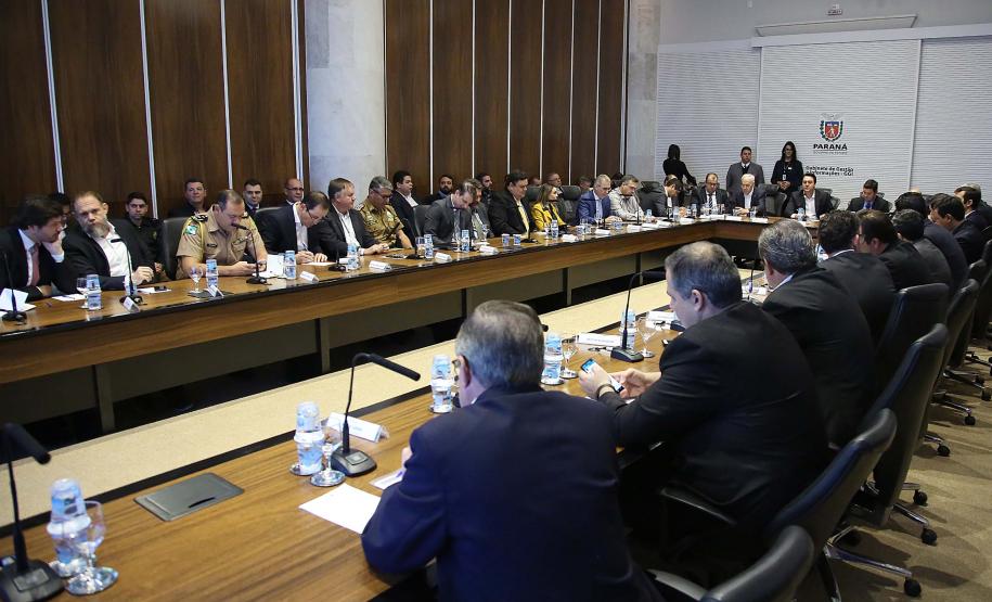 Governador Carlos Massa Ratinho Junior coordena reunião com a equipe de governo. - Curitiba, 25/06/2019 - Foto: Jaelson Lucas/ANPr