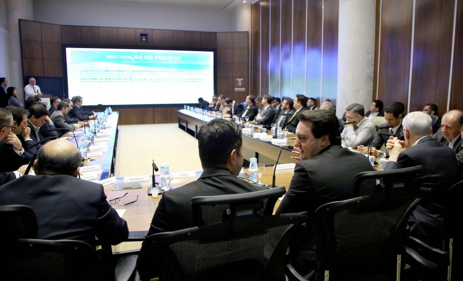 Governador Carlos Massa Ratinho Junior coordena reunião com a equipe de governo. - Curitiba, 25/06/2019 - Foto: Jaelson Lucas/ANPr