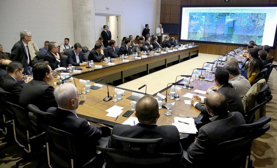 Governador Carlos Massa Ratinho Junior coordena reunião com a equipe de governo. - Curitiba, 25/06/2019 - Foto: Jaelson Lucas/ANPr