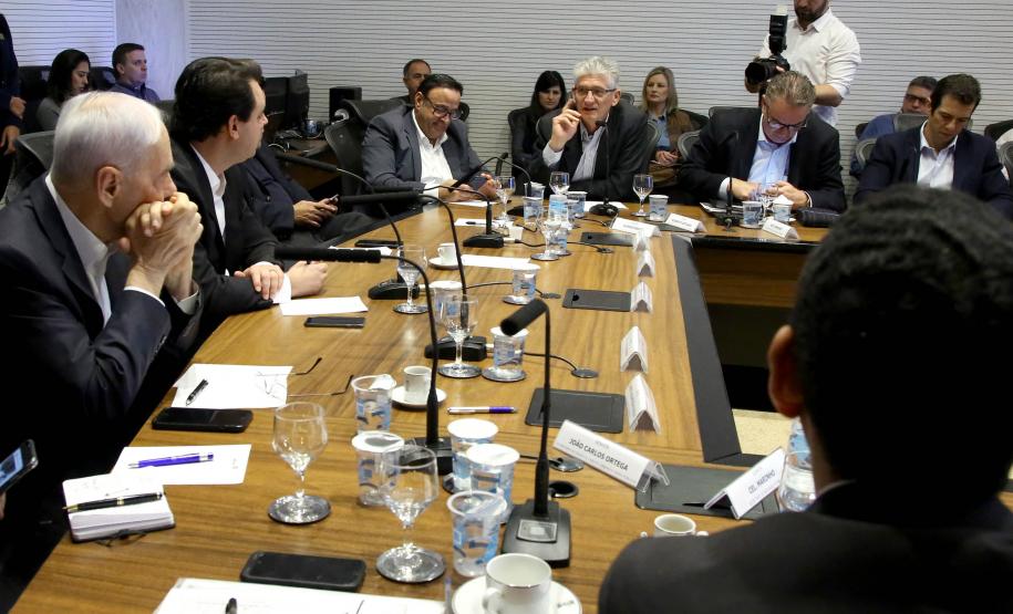 Governador Carlos Massa Ratinho Junior coordena reunião com a equipe de governo. - Curitiba, 25/06/2019 - Foto: Jaelson Lucas/ANPr