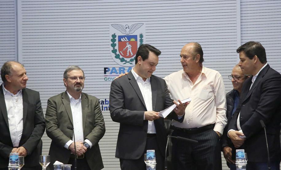 Governador Carlos Massa Ratinho Junior durante reunião com executivos da Klabin - Curitiba, 02/07/2019 - Foto: Jaelson Lucas/ANPr