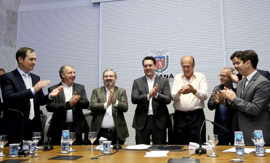 Governador Carlos Massa Ratinho Junior durante reunião com executivos da Klabin - Curitiba, 02/07/2019 - Foto: Jaelson Lucas/ANPr