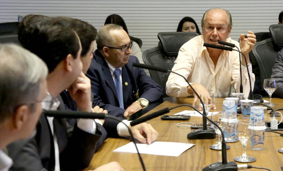 Governador Carlos Massa Ratinho Junior durante reunião com executivos da Klabin. Na imagem, Frederico Bitencourt prefeito de Reserva. - Curitiba,02/07/2019 Foto:Jaelson Lucas/ANPr