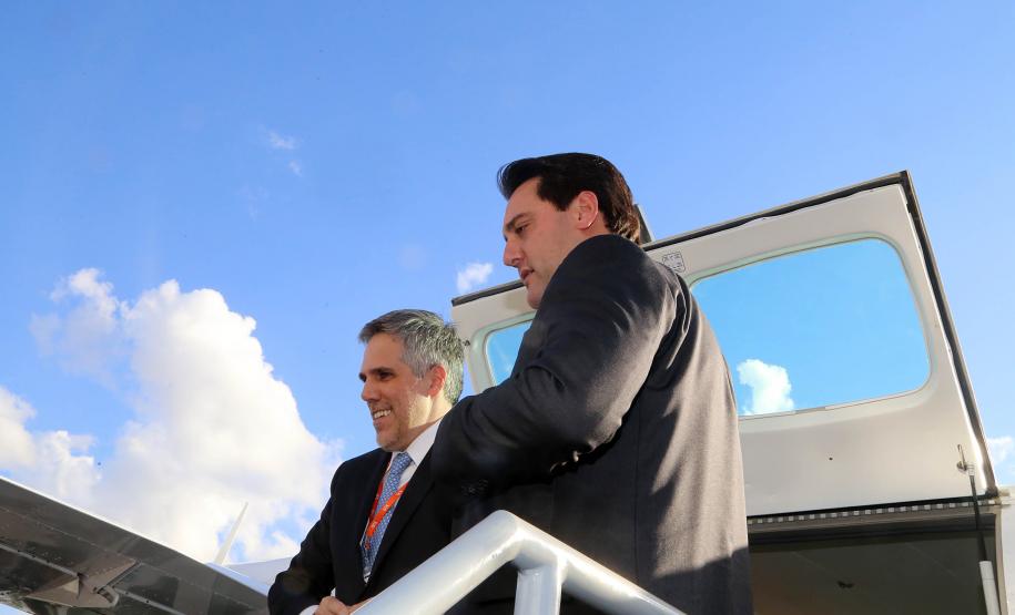 O Paraná passa a ter a maior malha aeroviária do País com o início nesta quarta-feira (07) do programa Voe Paraná. O novo pacote aéreo regional foi lançado pelo governador Carlos Massa Ratinho Junior no Aeroporto do Bacacheri, em Curitiba, e vai atender 12 cidades, de todas as regiões do Estado.Foto Gilson Abreu AENPr
