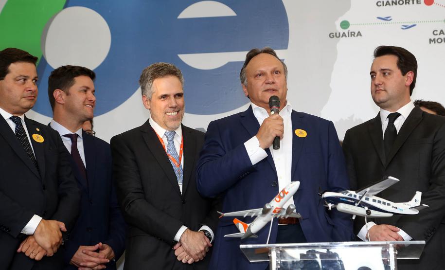 O Paraná passa a ter a maior malha aeroviária do País com o início nesta quarta-feira (07) do programa Voe Paraná. O novo pacote aéreo regional foi lançado pelo governador Carlos Massa Ratinho Junior no Aeroporto do Bacacheri, em Curitiba, e vai atender 12 cidades, de todas as regiões do Estado.Foto Gilson Abreu AENPr