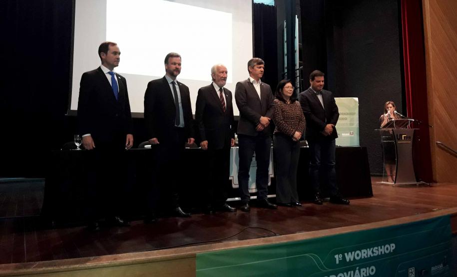 Segurança rodoviária foi discutido nesta segunda-feira (12) no I Workshop Rodoviário do Departamento de Estradas de Rodagem do Paraná (DER/PR), que acontece em Curitiba