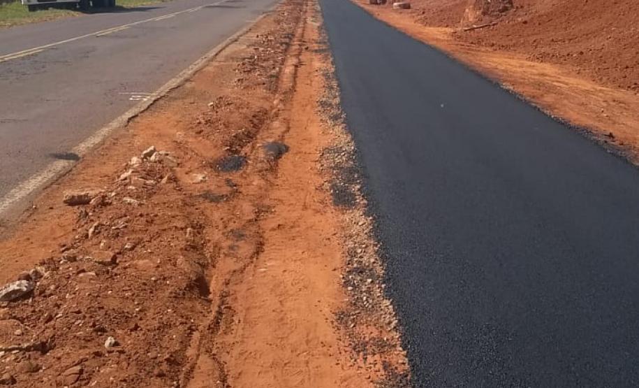 O Governo do Estado está investindo R$ 74,4 milhões em obras de rodovias da região Noroeste. Estão em andamento a duplicação da PR-323, de Paiçandu até Doutor Camargo, e a construção de uma ciclovia no município de Terra Boa, na PR-082. As obras são executadas pelo Departamento de Estradas de Rodagem do Paraná (DER-PR). Foto: Divulgação/DER