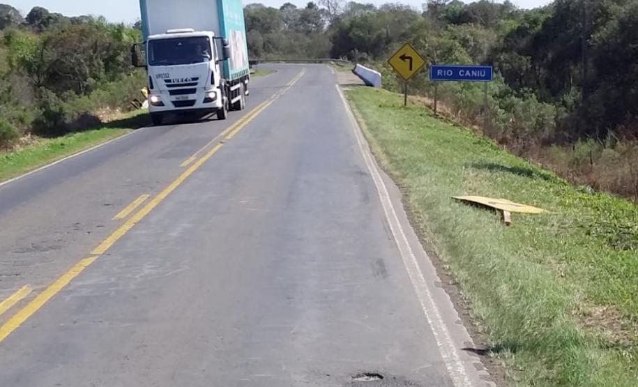 Governo alerta para os perigos causados pelo vandalismo de placas. Foto: Divulgação/DER