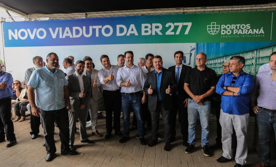 O governador Carlos Massa Ratinho Júnior inaugura nesta quinta-feira (10) , o viaduto da BR-277 e as obras de ampliação do Terminal de Contêineres de Paranaguá (TCP).Paranaguá, 09/10/2019 -  Foto: Geraldo Bubniak/AEN