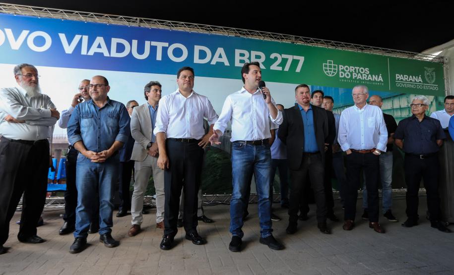 O governador Carlos Massa Ratinho Júnior inaugura nesta quinta-feira (10) , o viaduto da BR-277 e as obras de ampliação do Terminal de Contêineres de Paranaguá (TCP).Paranaguá, 09/10/2019 -  Foto: Geraldo Bubniak/AEN