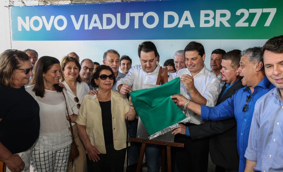 O governador Carlos Massa Ratinho Júnior inaugura nesta quinta-feira (10) , o viaduto da BR-277 e as obras de ampliação do Terminal de Contêineres de Paranaguá (TCP).Paranaguá, 09/10/2019 -  Foto: Geraldo Bubniak/AEN