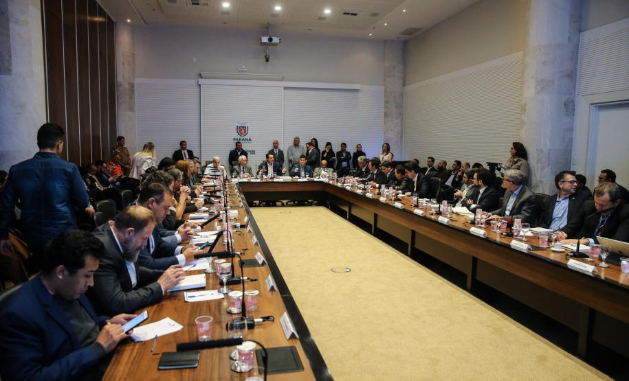 O governador Carlos Massa Ratinho Junior participa nesta terça-feira (15) da reunião com a equipe de governo. 15/10/2019 - Foto: Geraldo Bubniak/AEN
