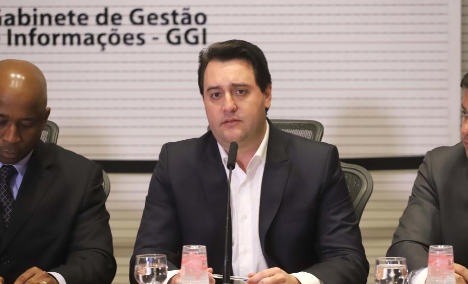O governador Carlos Massa Ratinho Junior e o secretário de Infraestrutura e Logística, Sandro Alex, divulgaram nesta segunda-feira (21), quais as obras aprovadas pelo Governo do Estado para serem realizadas com os recursos do acordo de leniência firmado entre a concessionária Rodonorte e o Ministério Público Federal (MPF)