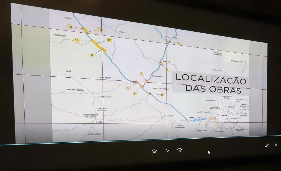 O governador Carlos Massa Ratinho Junior e o secretário de Infraestrutura e Logística, Sandro Alex, divulgaram nesta segunda-feira (21), quais as obras aprovadas pelo Governo do Estado para serem realizadas com os recursos do acordo de leniência firmado entre a concessionária Rodonorte e o Ministério Público Federal (MPF)